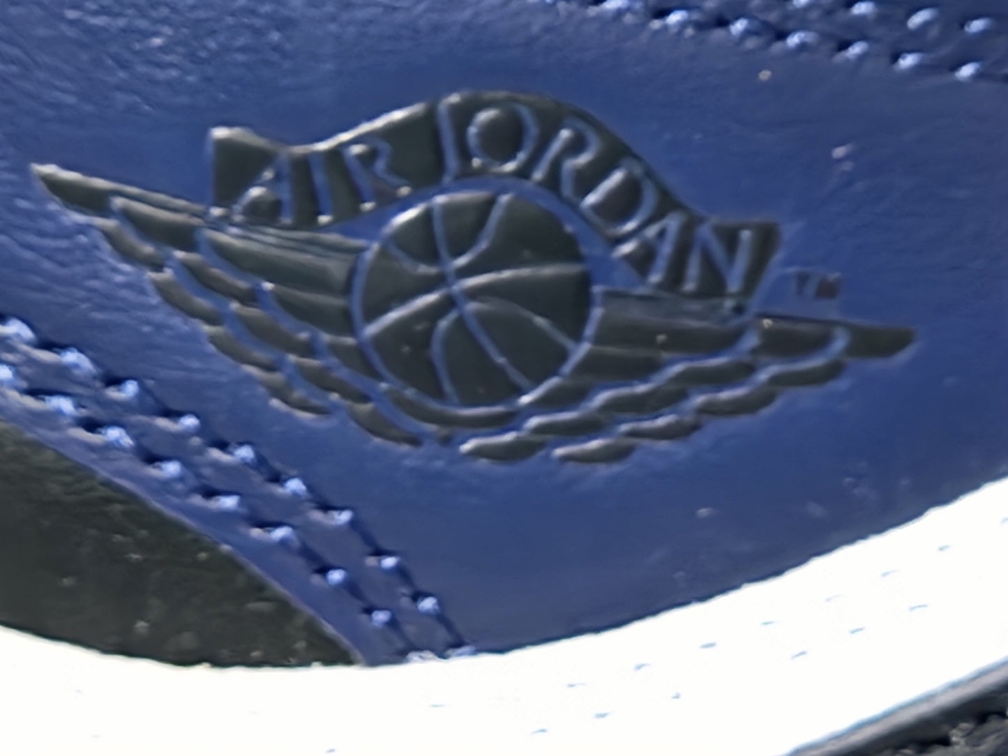 Air Jordan 1 retro high OG GS midnight navy Size 4.5y