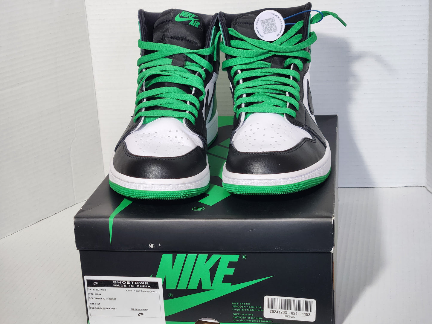 Nike Jordan 1 Retro High OG Lucky Green "SAMPLE" Rare unique legendary Find