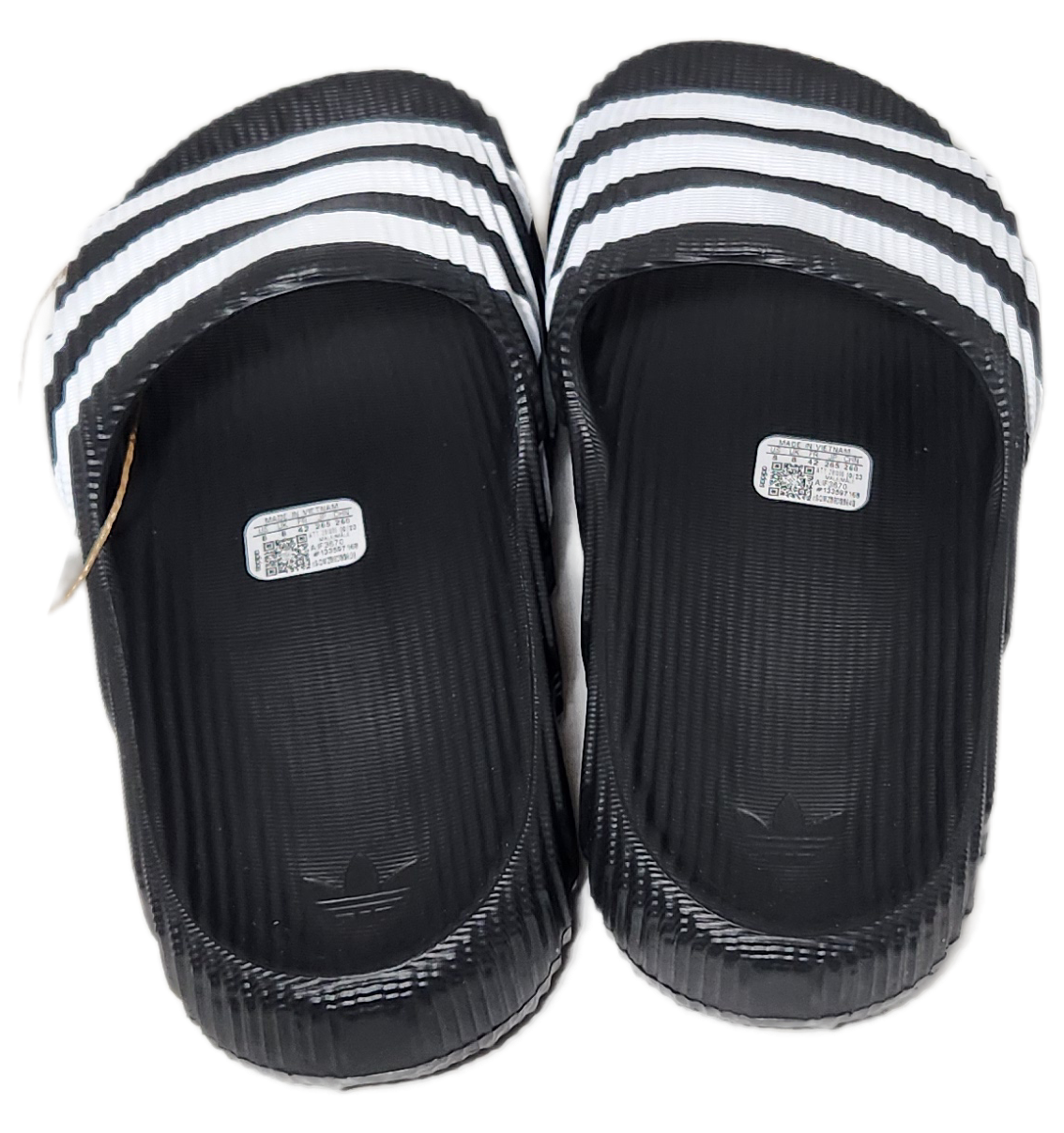Adidas slippers men Size 8