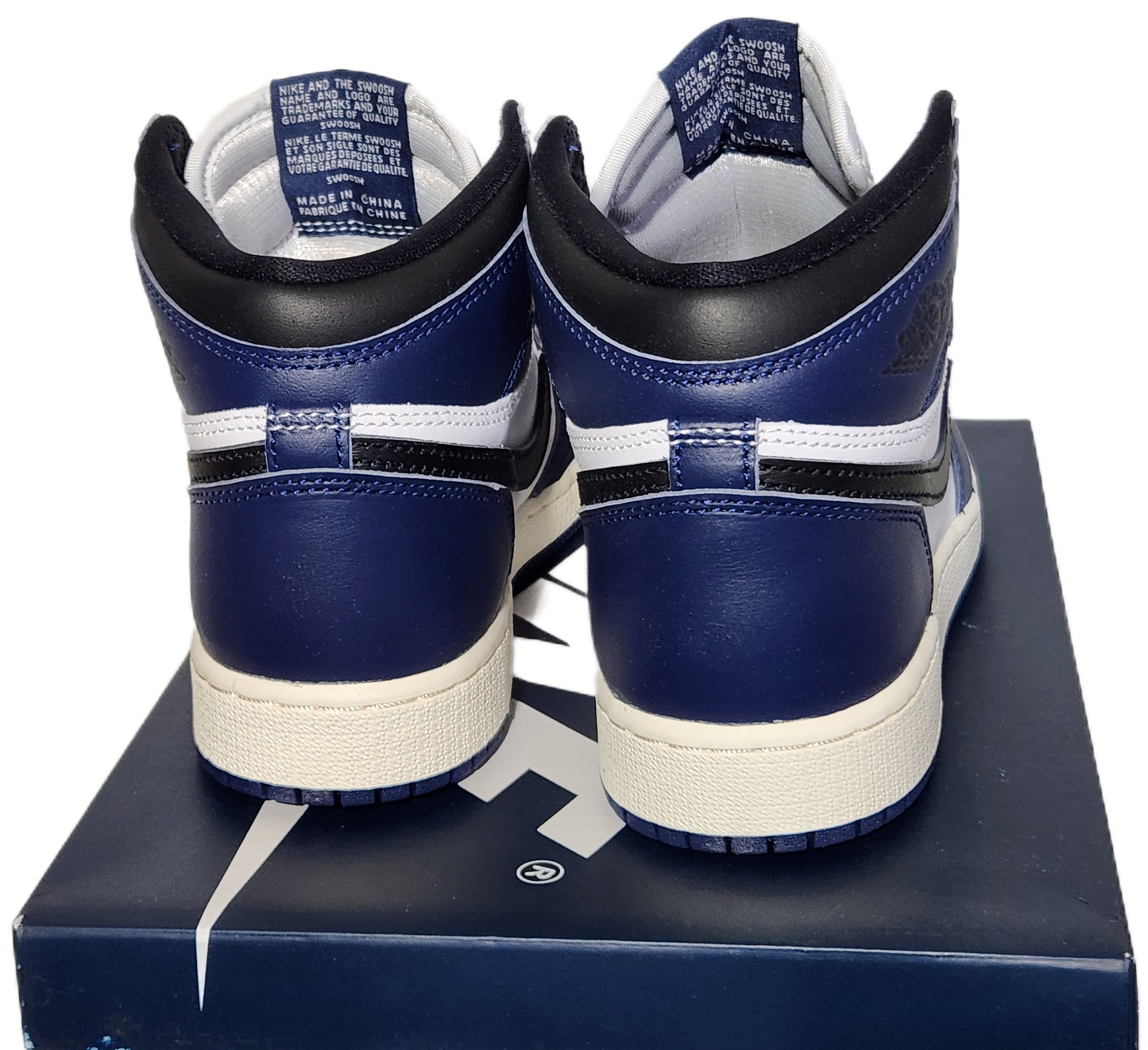 Air Jordan 1 retro high OG GS midnight navy Size 4.5y
