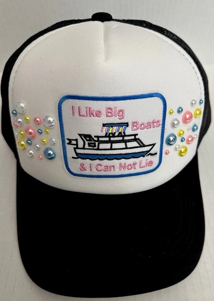 Custom Black/White PEARL “I Like Big Boats & I Cannot Lie” Trucker Hat