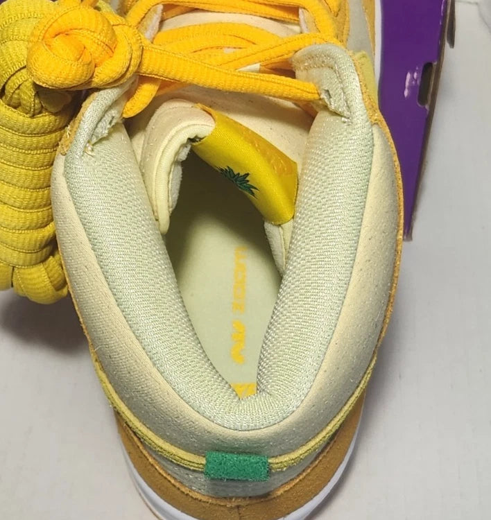 Nike SB Dunk High Pineapple Size 11