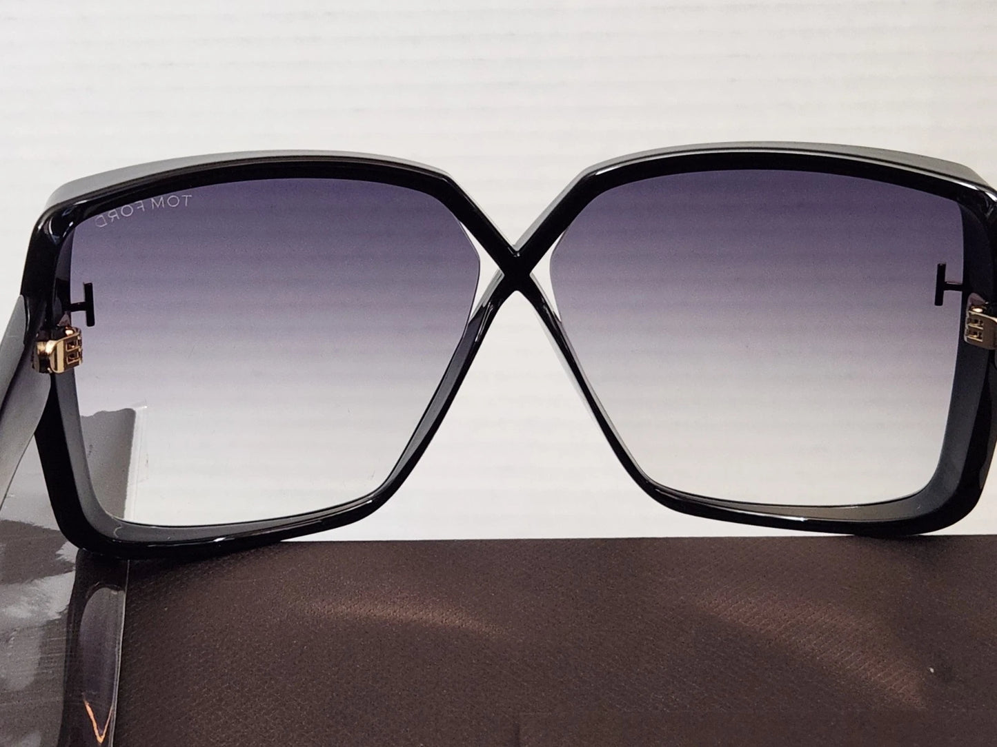 Tom Ford Luxury Oversized Women's Sunglasses Yvonne COA Included